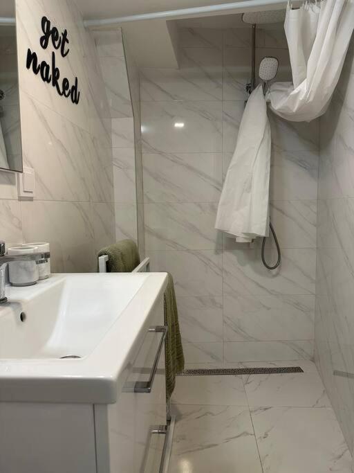Apartment Avareen Verde Old-Town 150M To The Sea โรวีน ภายนอก รูปภาพ